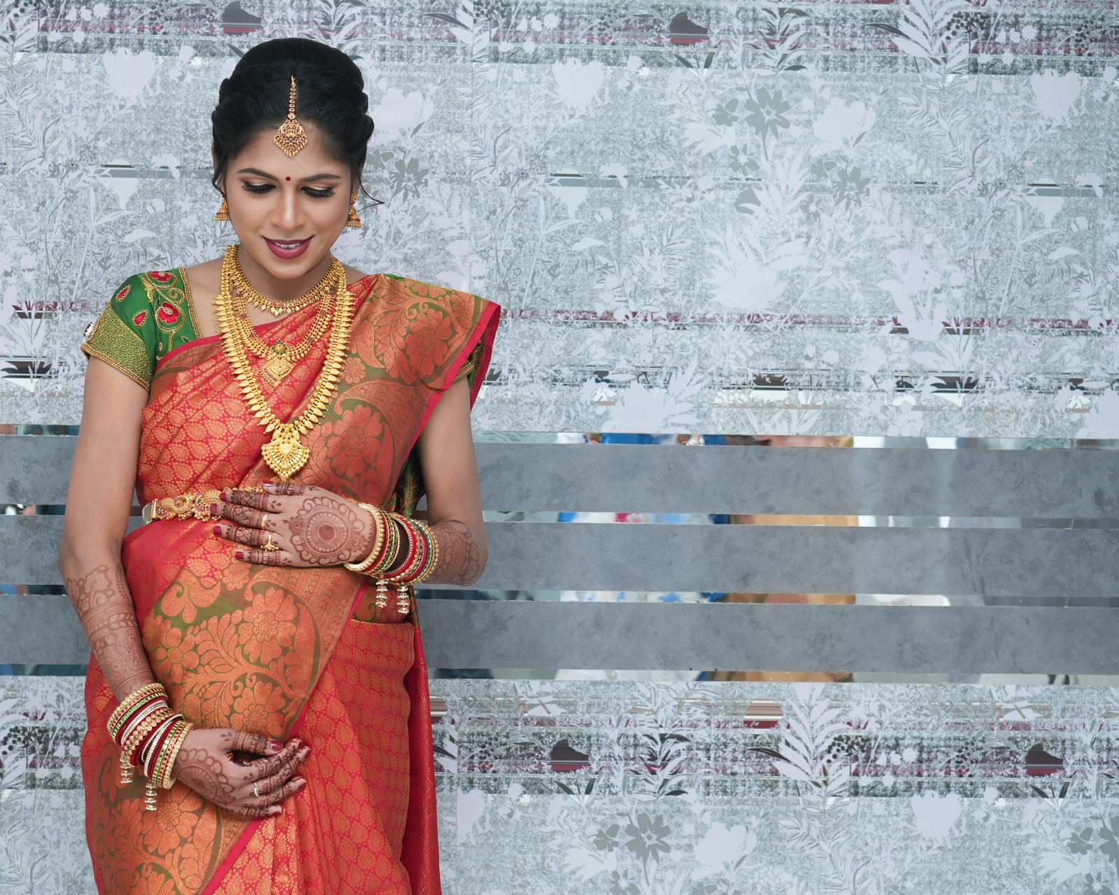 Looking for Best Maternity Photography in Cuddalore